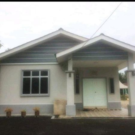 Nor Su Homestay Alor Gajah Exteriör bild